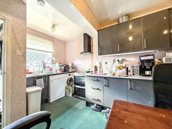 North Crescent, Easington Village, Peterlee, Durham, SR8 3EG photo 4