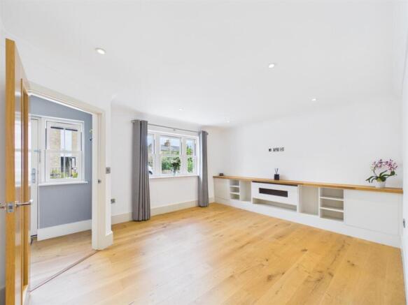 Living Room.jpg