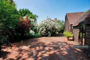 Keepers Cottage, Somerden Green, Edenbridge TN8 7AL