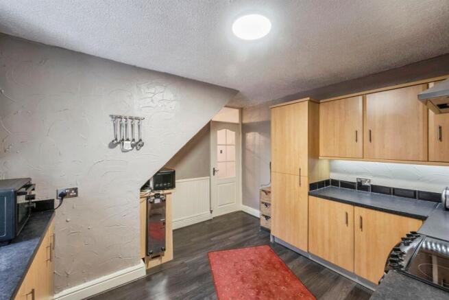 3 bed Semi-Detached for sale Image 10