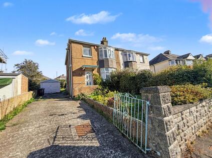 Oakfield Road, Plympton