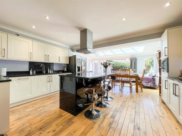 Kitchen / Dining /Living