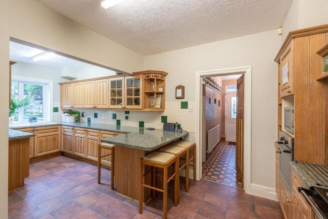 BREAKFAST KITCHEN