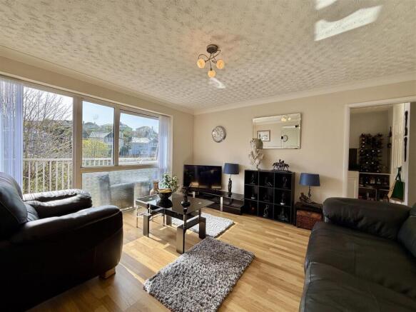 Living Room.JPG