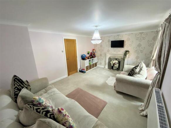 Separate Sitting Room 191