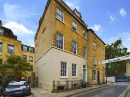 Flat 2, 2, Harington Place, City Centre, Bath BA1 1HF