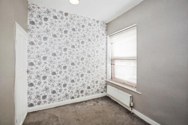 2 bed Terraced for sale Image 9