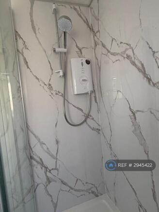 2 bed End of Terrace to rent Image 8