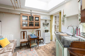 1f1, 1, Upper Bow, Old Town, Edinburgh EH1 2JN