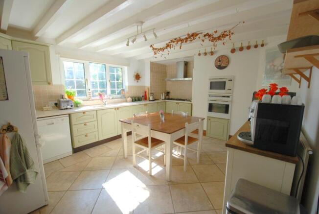 Kitchen / Breakfast 