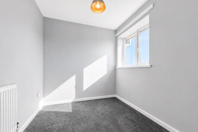 3 bed Terraced to rent Image 6