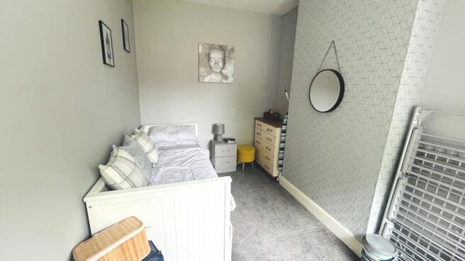 2 bed Terraced for sale Image 6
