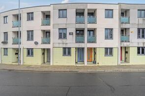 4, James Terrace, Clarendon Road, Southsea PO4 0SG