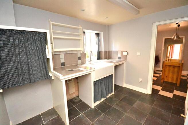Utility Room (1).jpg