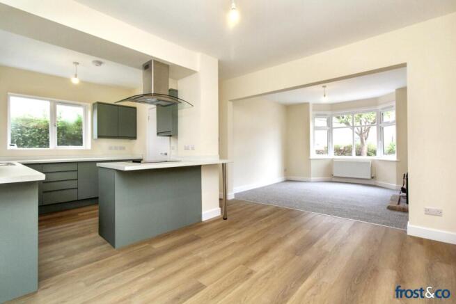 Dining to Kitchen
