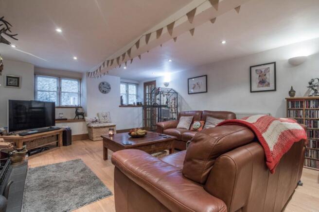 SITTING ROOM