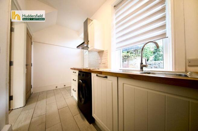 2 bed Terraced for sale Image 5