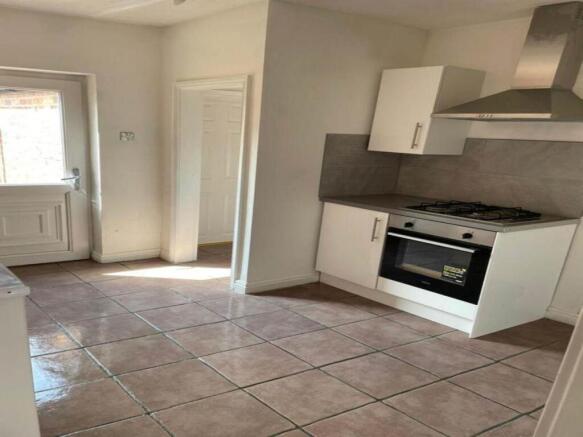 Kitchen 1