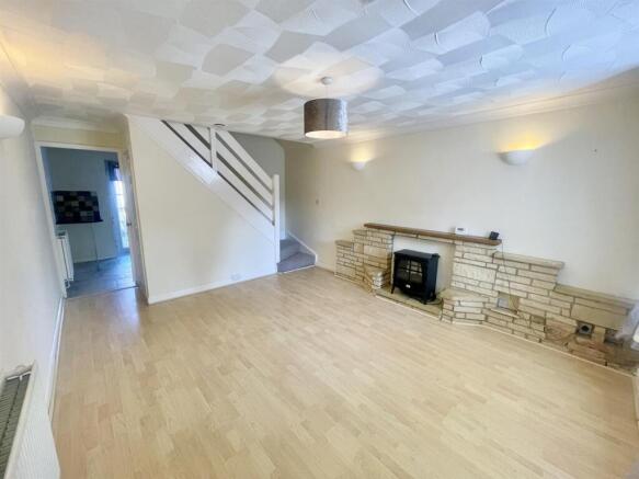 Living Room 2.jpg