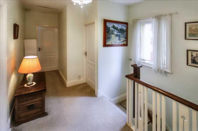 2 bed Apartment for sale Image 4