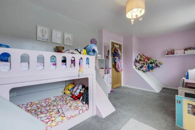 2 bed Semi-Detached for sale Image 11