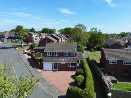 31, Saxon Wood Road, Cheswick Green, Solihull B90 4JN