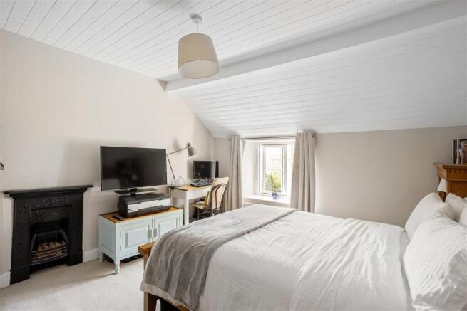 2 bed Detached for sale Image 11