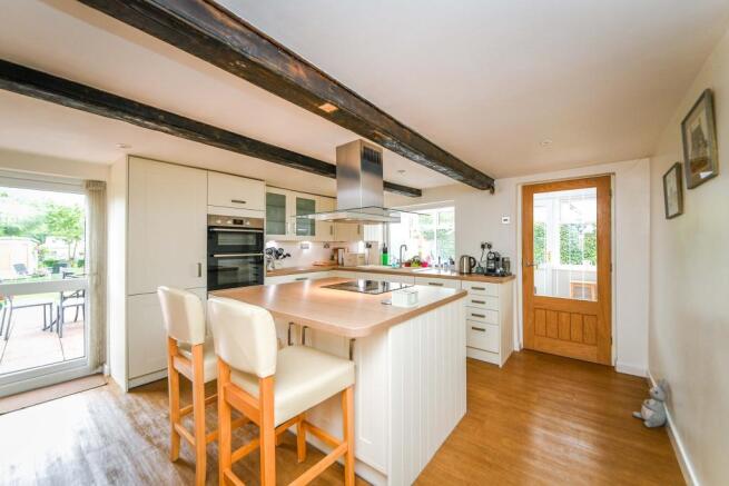 Kitchen/Breakfast Ro