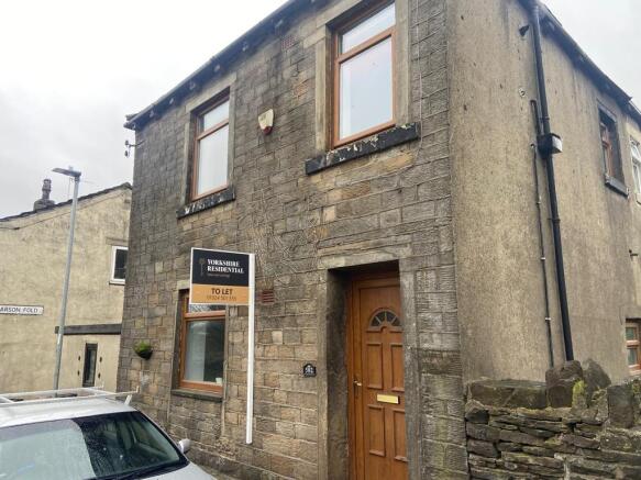Studio house on Wyke Lane, Wyke, £95,000