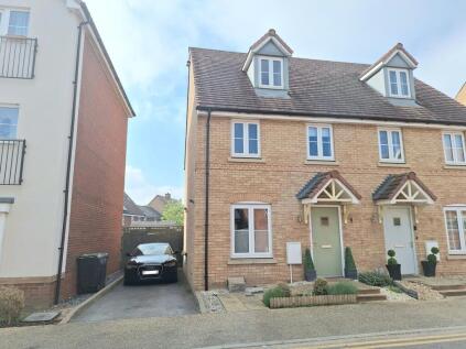 Maunder Avenue, Biggleswade, SG18