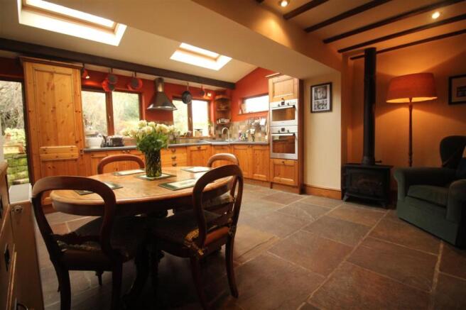 Dining Kitchen