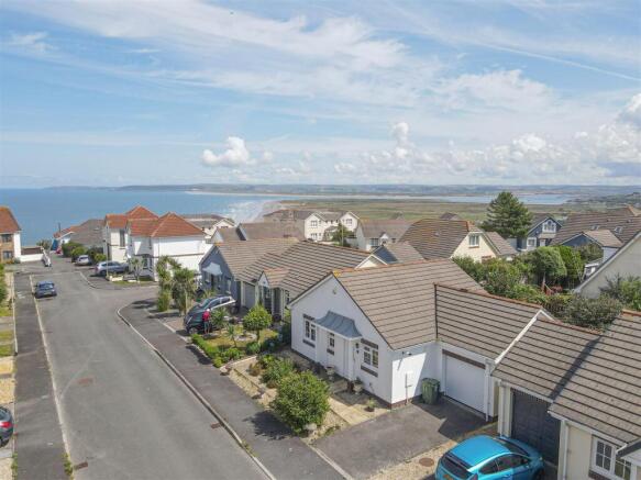 2-bed detached on Stanwell Drive, Westward Ho!, £250,000