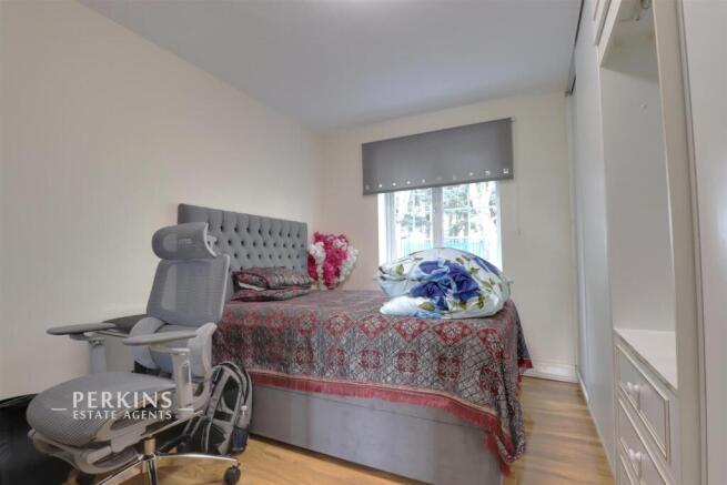 bed 1.jpg