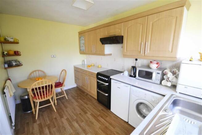 Kitchen/ Dining room
