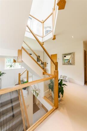 8263812-interior25-p
