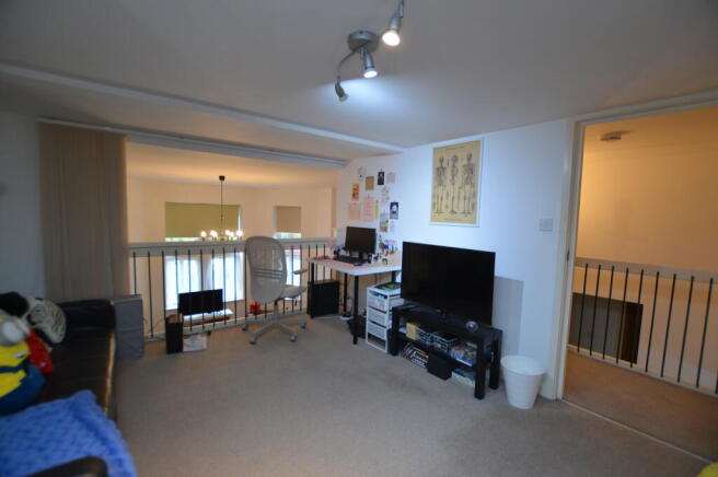 1 bed Apartment to rent Image 8
