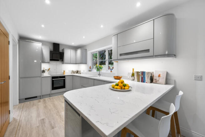 Kitchen/Dining Area