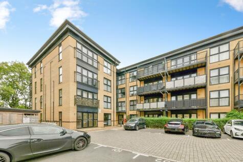 Giles Crescent, Stevenage, Hertfordshire, SG1