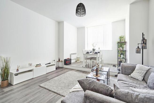 1 bed Apartment for sale Image 7