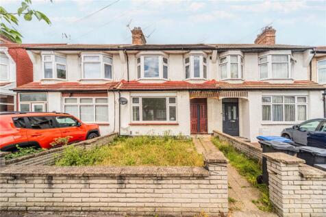 Shrewsbury Road, London, N11