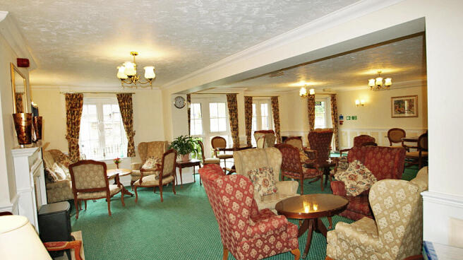 RESIDENTS LOUNGE
