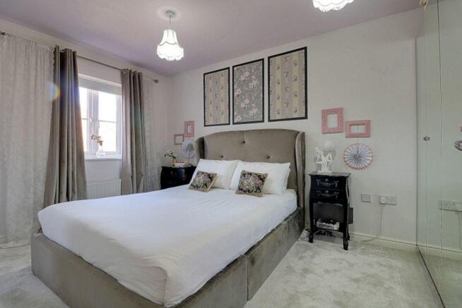 Bedroom 1 (Double with Ensuite)