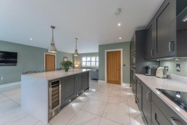 9 Grange Close-033.JPG