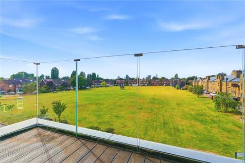 Groom Crescent, SW18