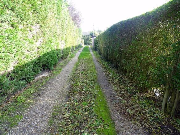 LANE APPROACH