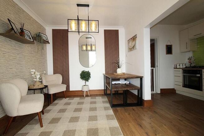3 bed Semi-Detached for sale Image 11