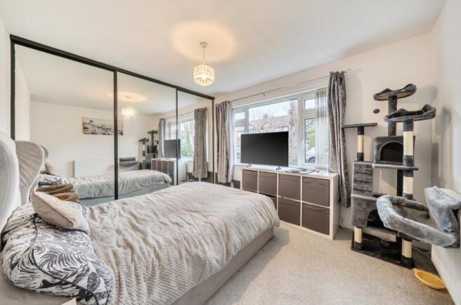 Bedroom - Rookfield Avenue - EweMove Sale