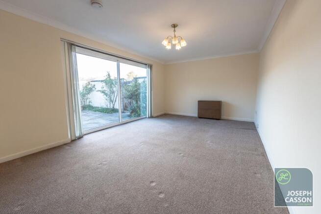 Almond Tree Close, Bridgwater, TA6 photo 4