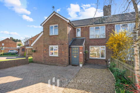 Langley Grove, Sandridge, St. Albans, AL4 9DY