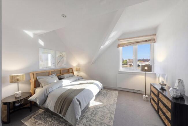 House in London - View 3